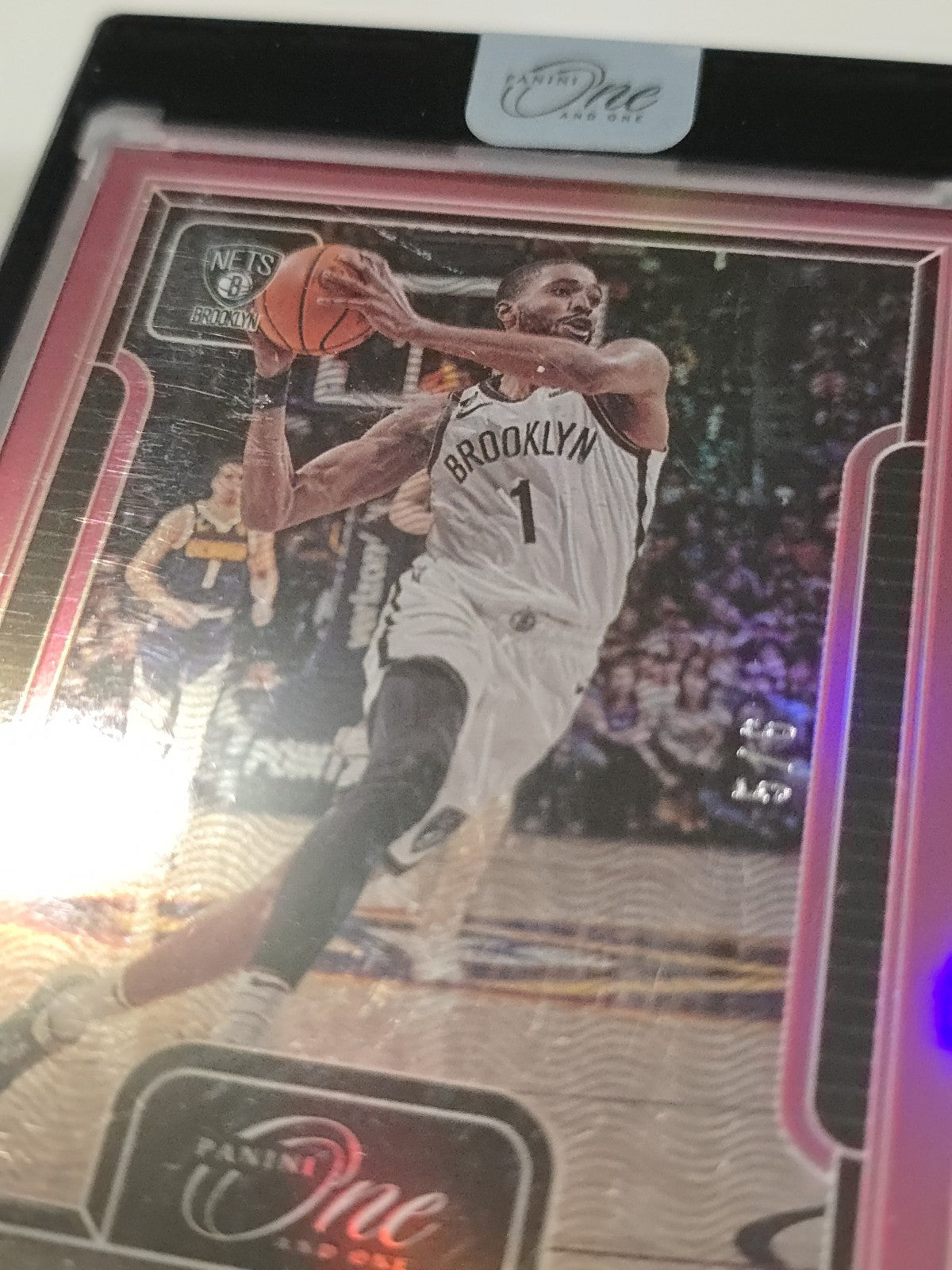 2022-23 Panini One and One Mikal Bridges #9 FOTL Pink – 3/6.