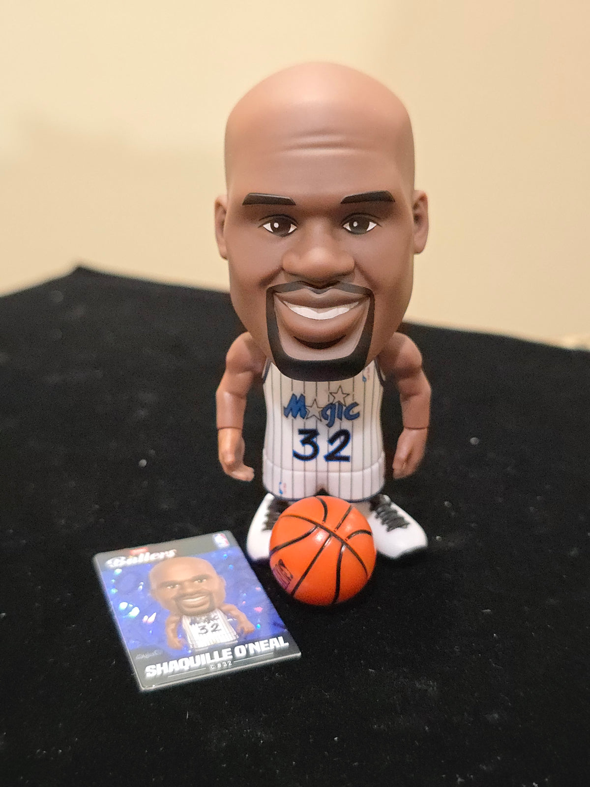 Shaquille O'Neal - NBA Ballers 90's Series (White Jersey)
